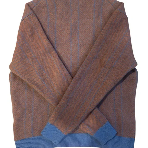 Uniqlo Men's Large Sweater in Brown with Blue Trim - Picture 2 of 5